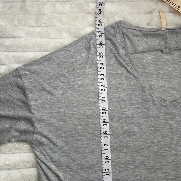 NWT REVOLVE LANSTON Quarter Sleeve Top Gray Size Small - Picture 7 of 8